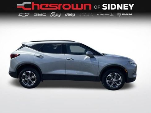 Used 2024 Chevrolet Blazer LT w/ Convenience Package FWD image 4