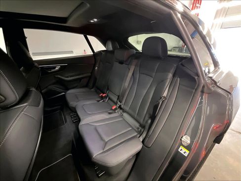 Certified 2023 Audi Q8 Premium Plus w/ Premium Plus Package AWD/4WD image 27
