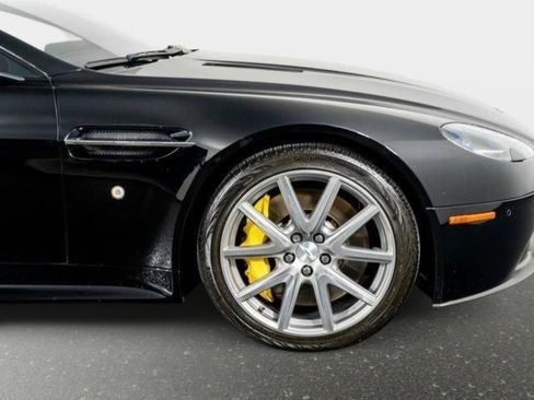Used 2015 Aston Martin V8 Vantage GT RWD image 6
