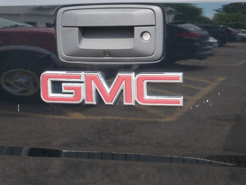 Used 2014 GMC Sierra 1500 SLT w/ Suspension Package, Off-Road AWD/4WD image 4