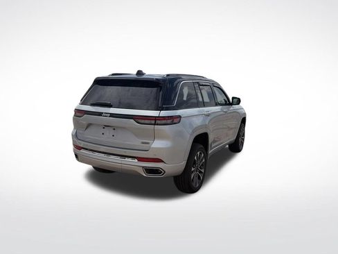 Used 2024 Jeep Grand Cherokee Overland w/ Trailer Tow Package AWD/4WD image 4