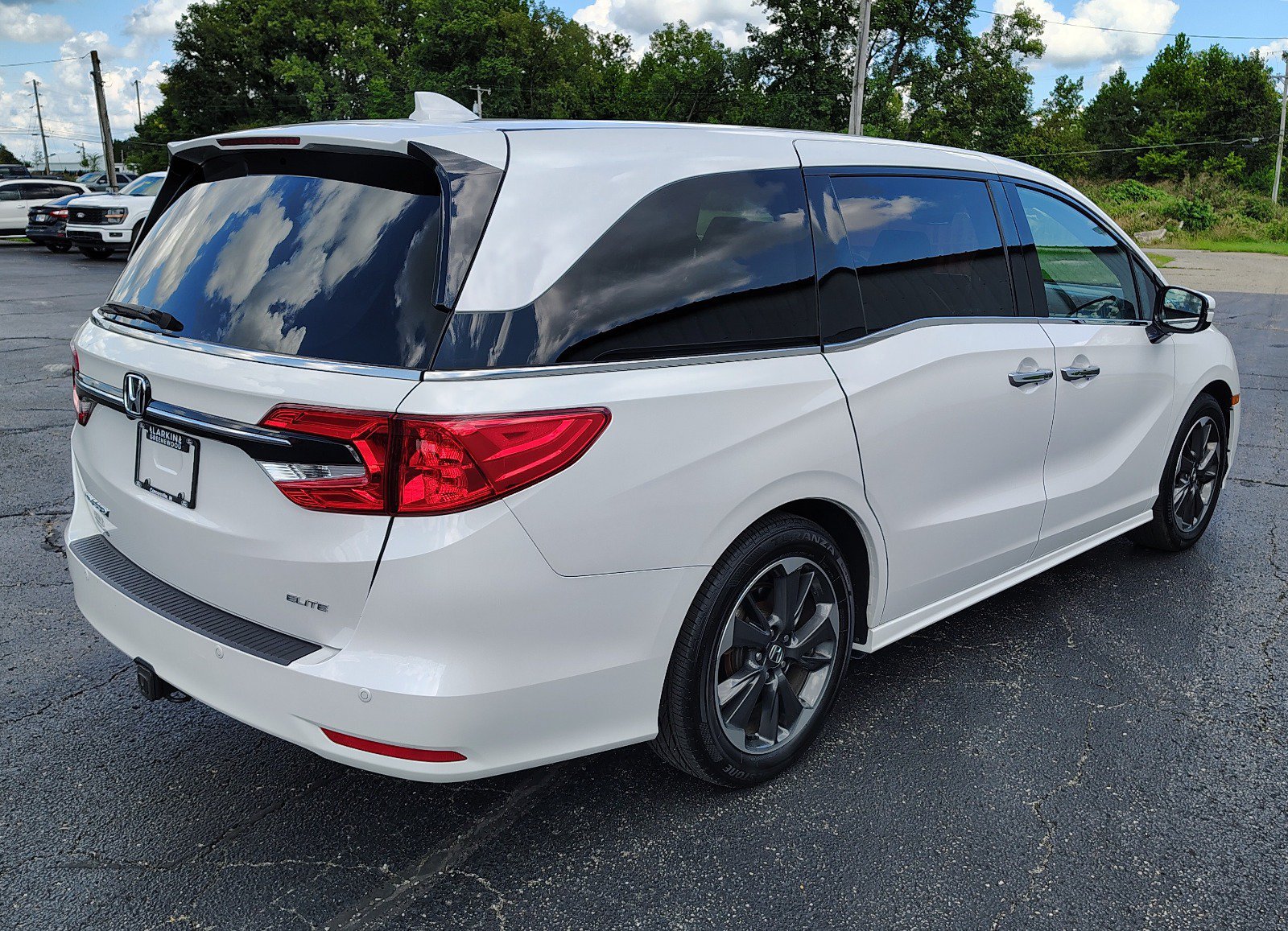 Used 2023 Honda Odyssey Elite image 5
