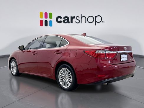 Used 2015 Lexus ES 350 w/ Luxury Package image 3