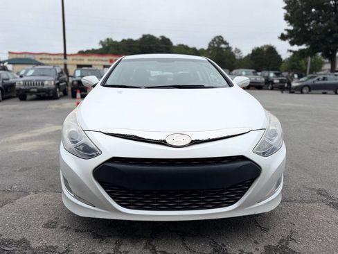 Used 2014 Hyundai Sonata Hybrid FWD image 3