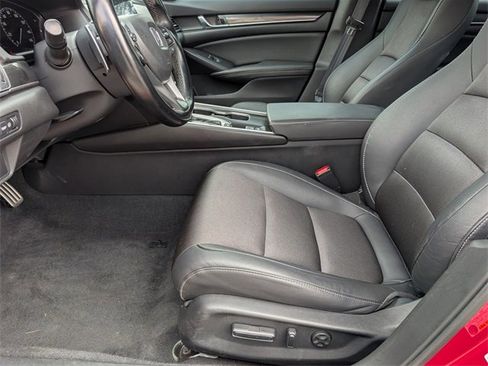 Used 2019 Honda Accord Sport image 14