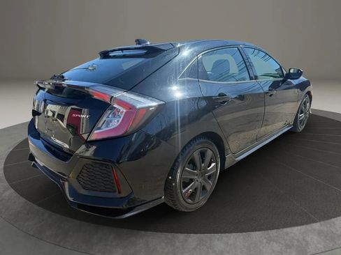 Used 2017 Honda Civic Sport image 5