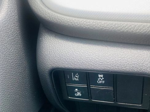 Used 2020 Honda CR-V LX image 11
