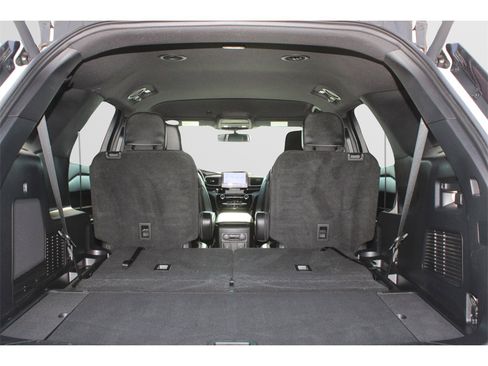 Used 2022 Ford Explorer ST-Line w/ Class IV Trailer Tow Package image 39