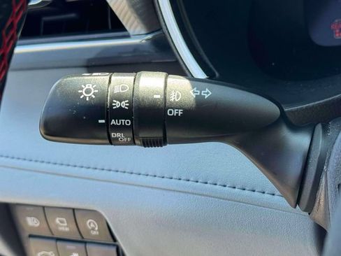 Used 2023 Toyota Highlander Platinum AWD/4WD image 27