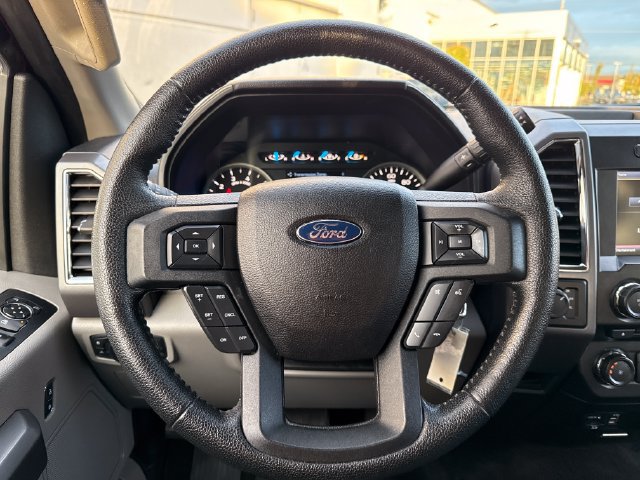 Used 2015 Ford F150 XLT w/ Equipment Group 302A Luxury AWD/4WD image 5