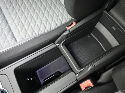 New 2025 Volkswagen Tiguan S image 31