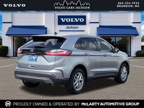 Used 2023 Ford Edge SEL w/ Convenience Package AWD/4WD image 4