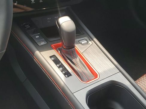 New 2025 Nissan Kicks SR w/ SR Premium Package image 21