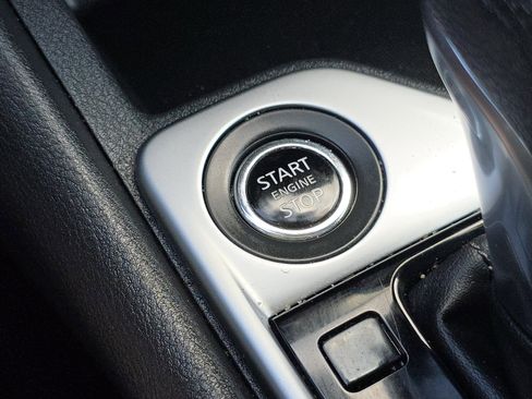 Used 2023 Nissan Sentra SV image 8