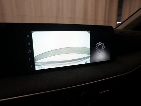 Certified 2025 Nissan Kicks SV image 19