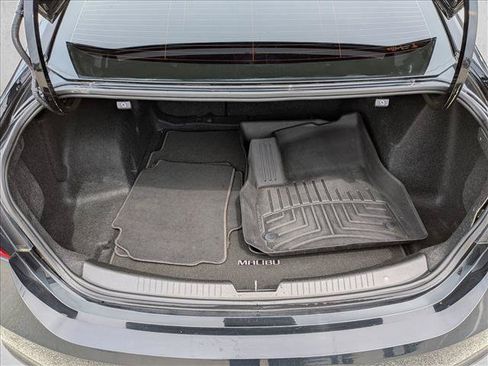 Used 2016 Chevrolet Malibu Premier w/ Driver Confidence Package FWD image 7