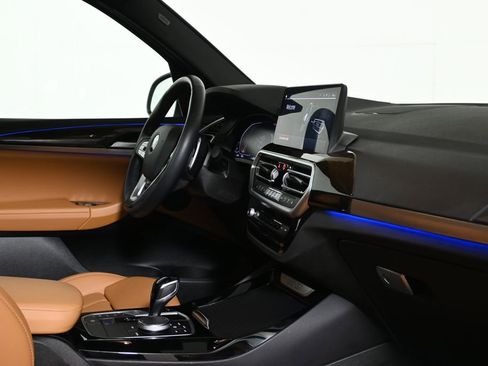 Certified 2024 BMW X3 xDrive30i w/ Premium Package image 34