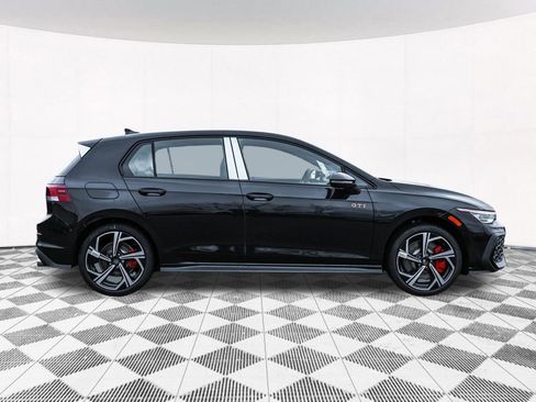 New 2026 Volkswagen GTI SE FWD image 15