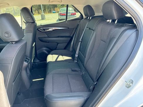 Used 2023 Buick Envision Preferred image 23