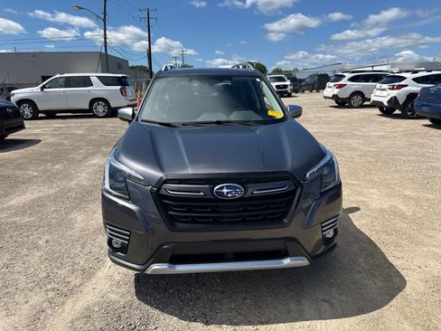 Used 2023 Subaru Forester Touring w/ Popular Package #2 AWD/4WD image 10