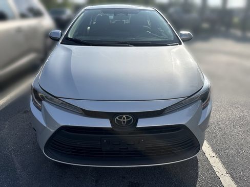 Used 2024 Toyota Corolla LE FWD image 10