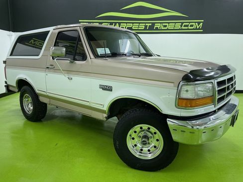 Used 1996 Ford Bronco XLT image 1