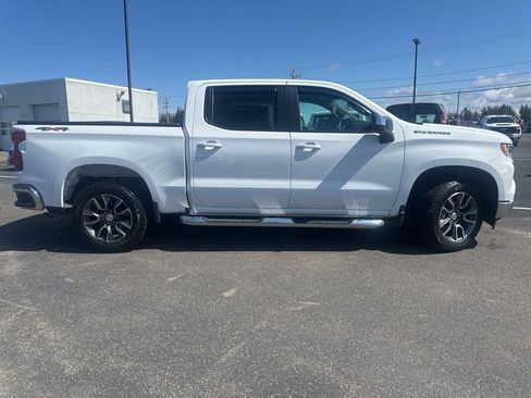 Used 2023 Chevrolet Silverado 1500 LT AWD/4WD image 2