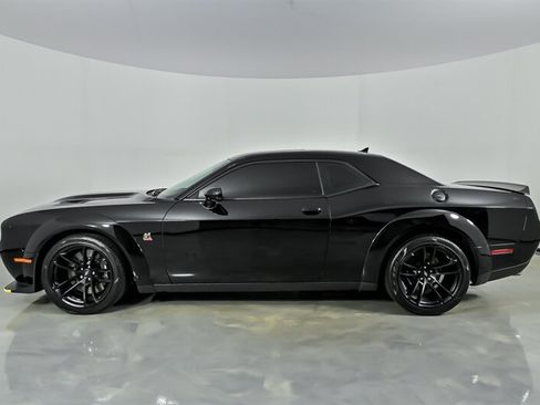 Used 2023 Dodge Challenger R/T Scat Pack RWD image 6