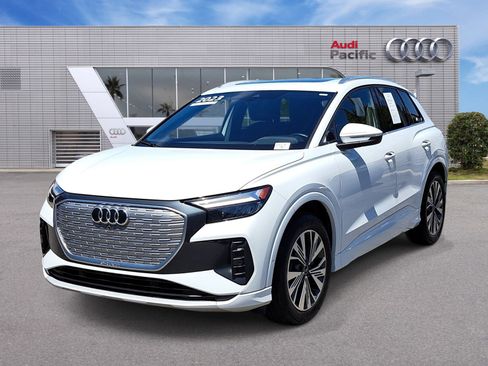 Certified 2023 Audi Q4 e-tron Premium Plus w/ Premium Plus RWD image 1