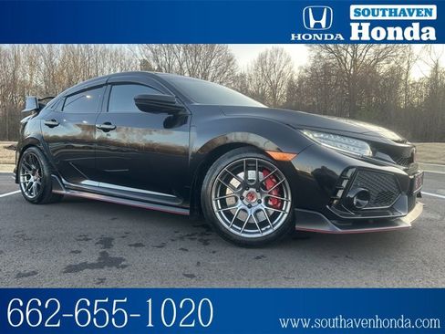 Used 2018 Honda Civic Type R image 1