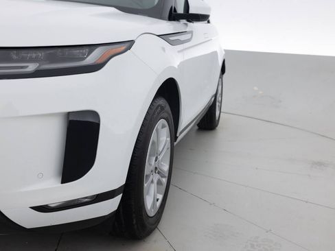 Used 2020 Land Rover Range Rover Evoque S image 12