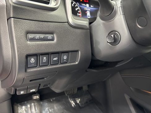 Used 2024 Nissan Murano Platinum w/ Cargo Package image 22