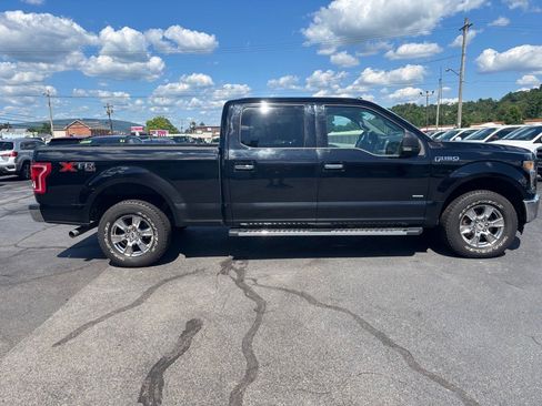 Used 2017 Ford F150 XLT w/ Equipment Group 302A Luxury image 8