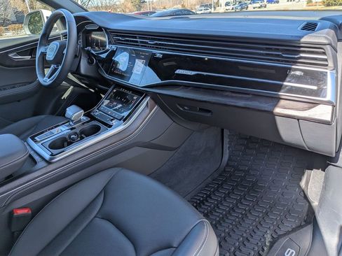 Certified 2023 Audi Q8 Premium Plus image 28