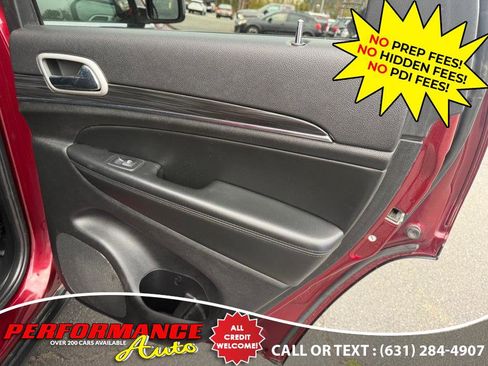 Used 2021 Jeep Grand Cherokee Limited w/ Trailer Tow Group IV image 28