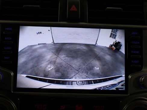 Used 2012 Toyota 4Runner Limited image 33