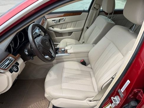 Used 2015 Mercedes-Benz E 400 Sedan image 13