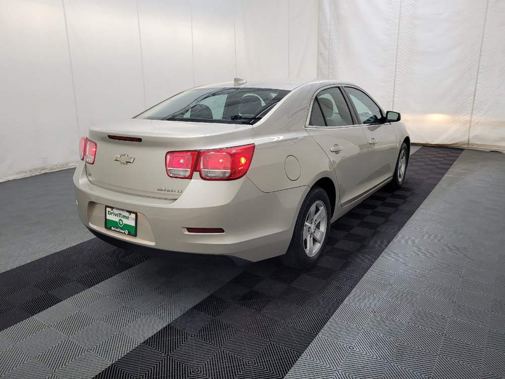 Used 2016 Chevrolet Malibu LT FWD image 9