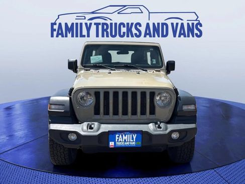 Used 2022 Jeep Wrangler Unlimited Sport AWD/4WD image 8