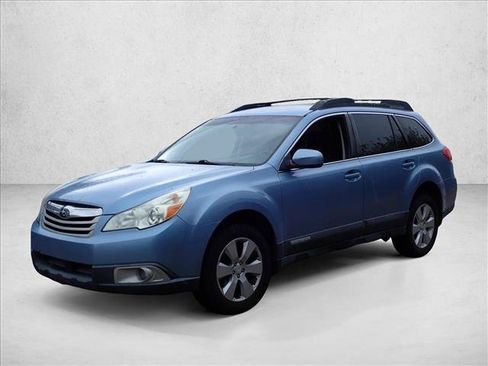 Used 2011 Subaru Outback 2.5i Premium w/ All-Weather Pkg AWD/4WD image 6