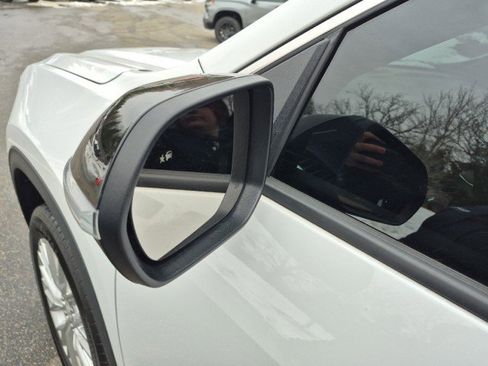 Used 2024 GMC Acadia Elevation w/ Luxury Package image 38