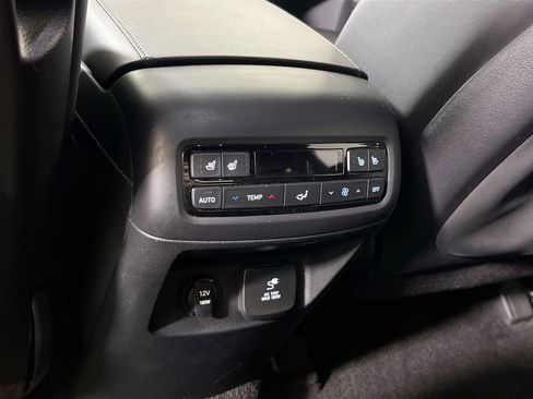Used 2023 Hyundai Palisade Calligraphy image 27