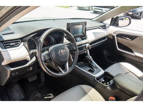 Used 2021 Toyota RAV4 XLE Premium AWD/4WD image 12