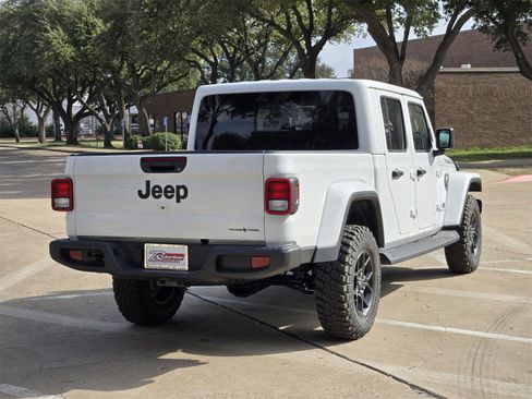 New 2026 Jeep Gladiator Sport image 7