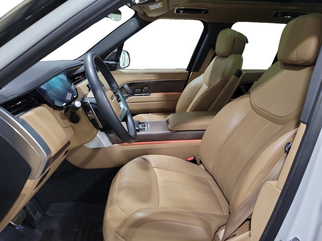 Used 2023 Land Rover Range Rover SE AWD/4WD image 13