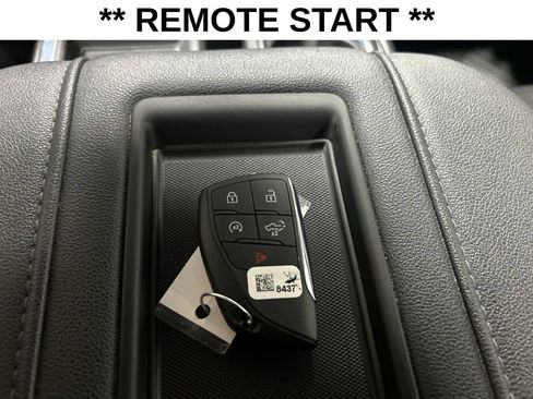 Used 2022 Chevrolet Silverado 1500 LT Trail Boss w/ Convenience Package II AWD/4WD image 16