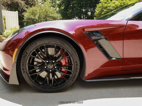 Used 2017 Chevrolet Corvette Z06 RWD image 4