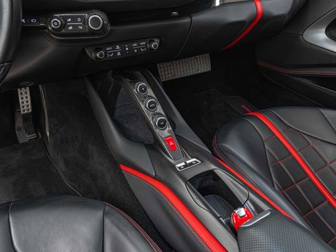 Certified 2019 Ferrari 812 Superfast RWD image 6