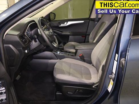 Used 2020 Ford Escape SE image 18