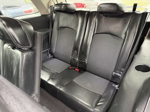 Used 2015 Dodge Journey Crossroad w/ Flexible Seating Group image 13
